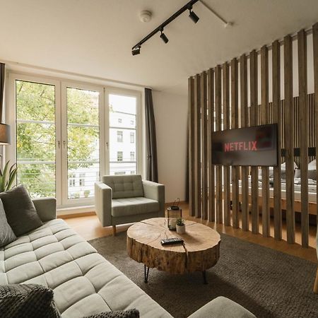 Raum921 - Stilvolles Apartment - Wlan, Tiefgarage, Kueche, Netflix Magdeburg Kültér fotó