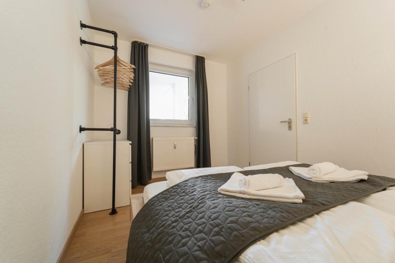 Raum921 - Stilvolles Apartment - Wlan, Tiefgarage, Kueche, Netflix Magdeburg Kültér fotó