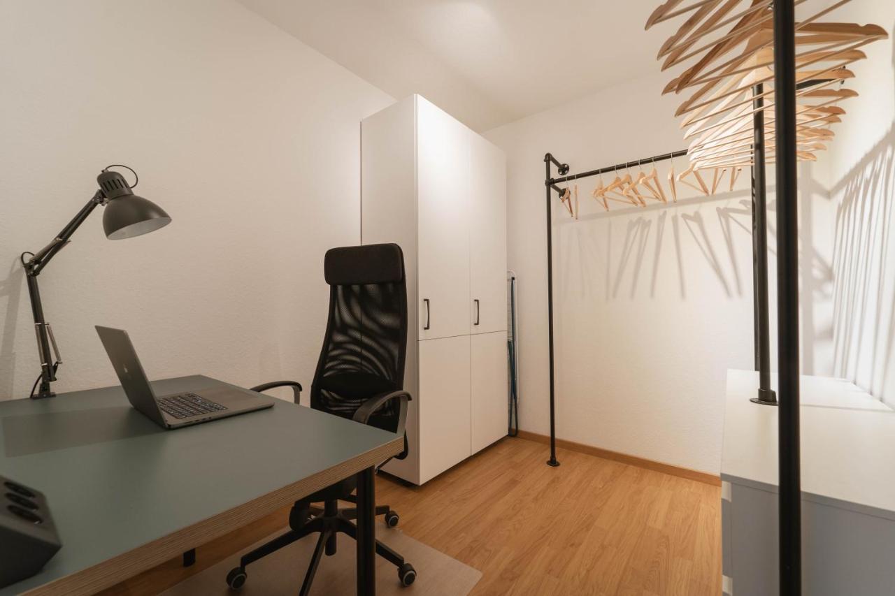 Raum921 - Stilvolles Apartment - Wlan, Tiefgarage, Kueche, Netflix Magdeburg Kültér fotó