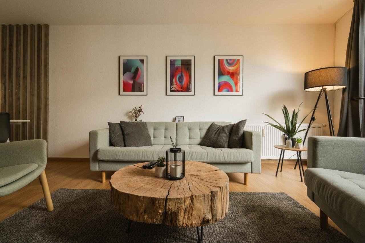 Raum921 - Stilvolles Apartment - Wlan, Tiefgarage, Kueche, Netflix Magdeburg Kültér fotó